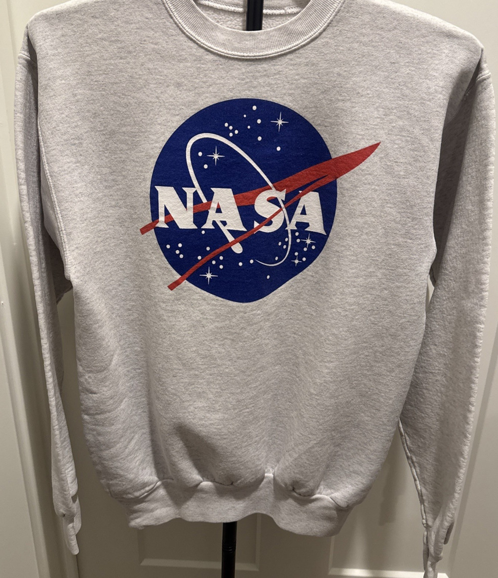NASA Logo Hanes Sweatshirt Size S Adult Men’s Gray Pullover